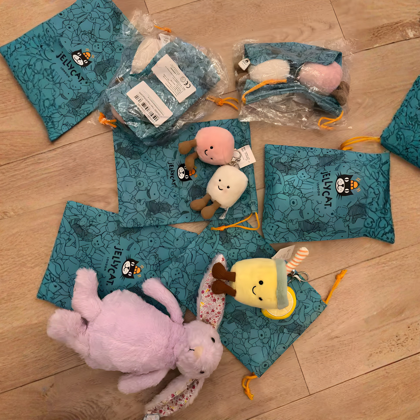 Kawaii marshmallow keychain